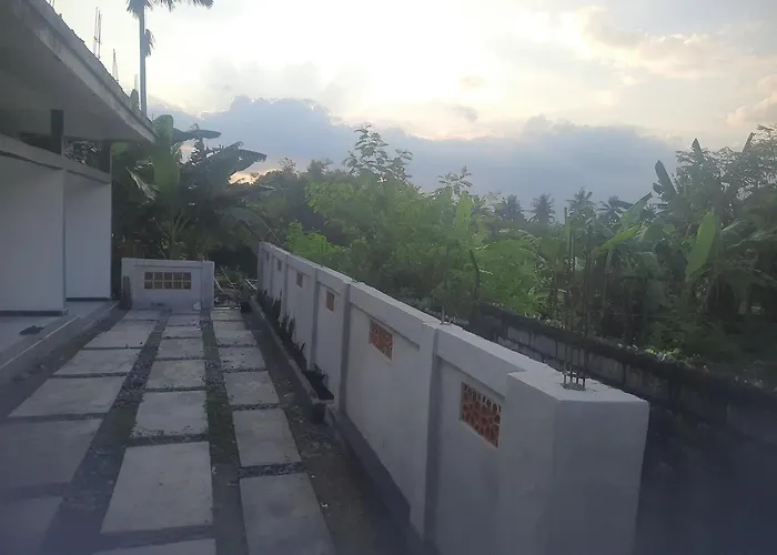 Ayunda & Hotel